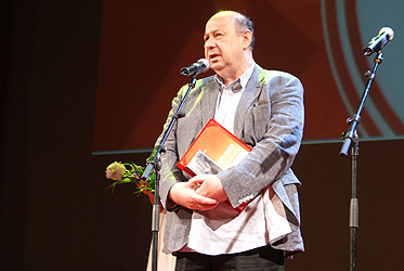 Premiul pentru Intreaga Cariera / Lifetime Achievement Award - compozitorului Adrian Enescu 